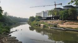 Casino complex along the Moei River, Myawaddy, Myanmar. By Ashley Scott Kelly, 2024.