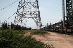 Infrastructure corridor. Map Ta Phut Industrial Estate, Thailand. By Ashley Scott Kelly, 2017.